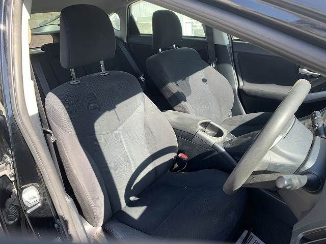 Toyota PRIUS 2014-03 26898-7
