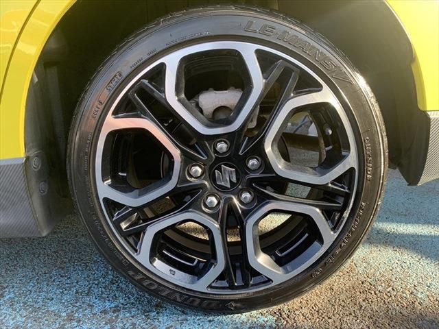 Suzuki SWIFT 2017-10 183743-14
