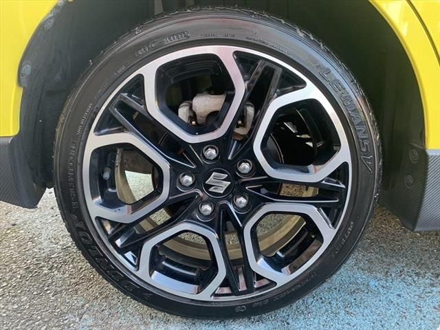 Suzuki SWIFT 2017-10 183743-13