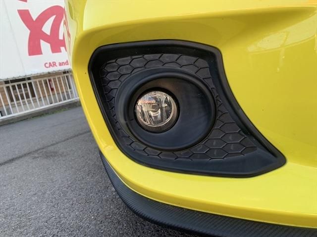 Suzuki SWIFT 2017-10 183743-17