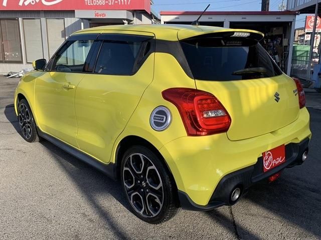 Suzuki SWIFT 2017-10 183743-6