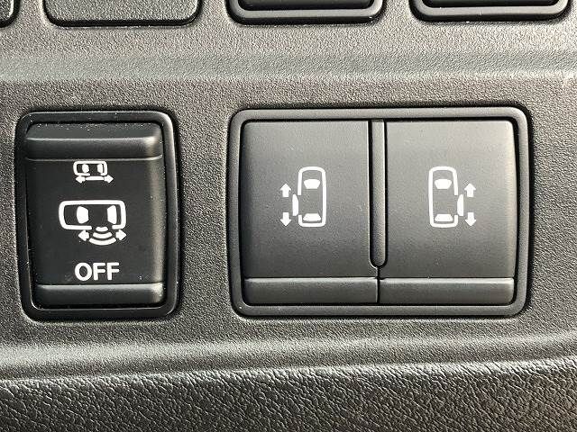 Nissan SERENA 2018-07 22340-6