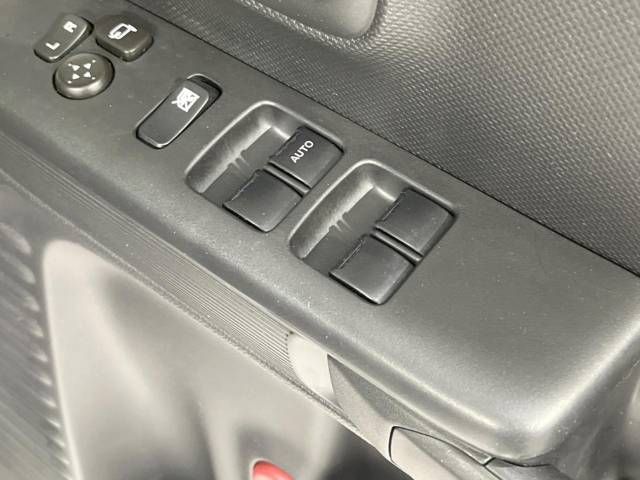 Suzuki SPACIA 2018-03 193001-5