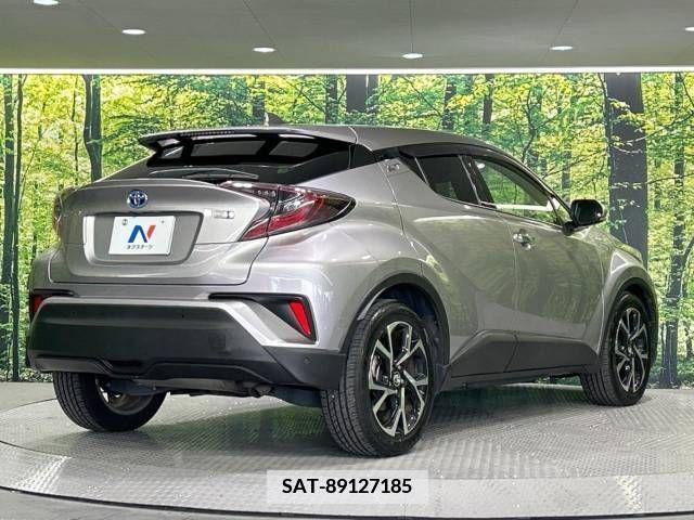 Toyota C-HR 2018-06 357763-17