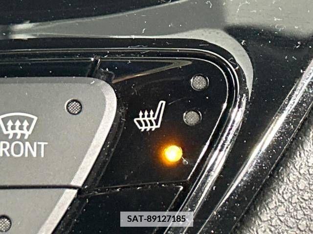 Toyota C-HR 2018-06 357763-6