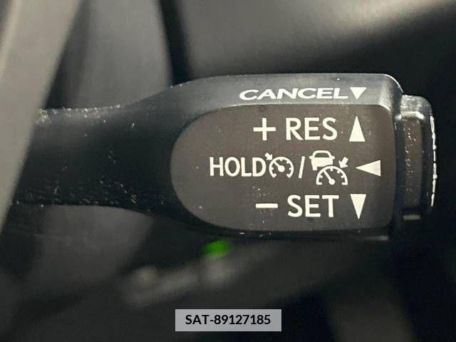 Toyota C-HR 2018-06 357763-5