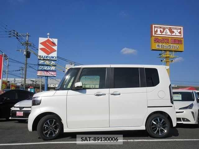 Honda N BOX 2023-12 205964-19