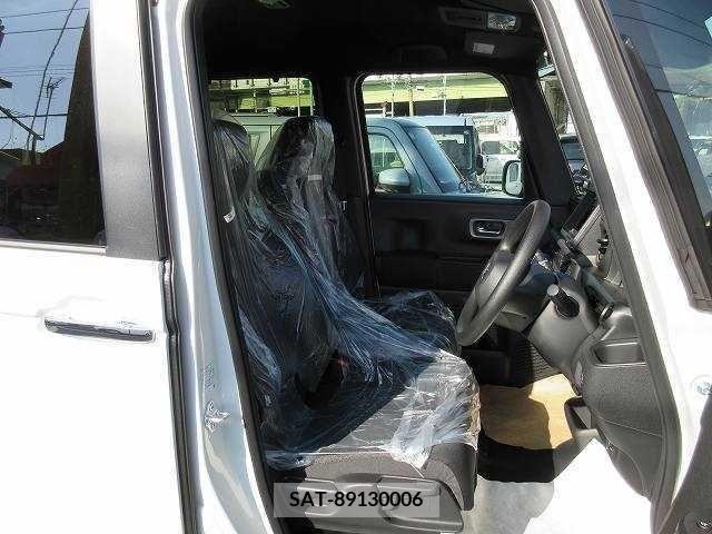 Honda N BOX 2023-12 205964-15