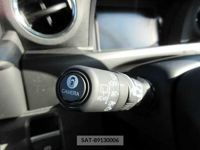 Honda N BOX 2023-12 205964-13