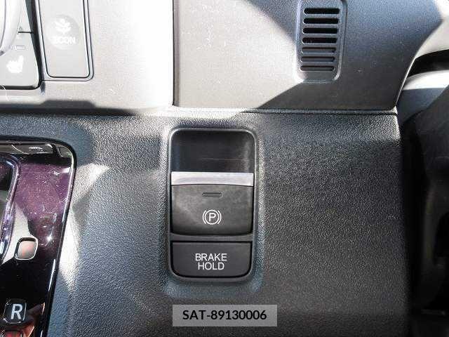 Honda N BOX 2023-12 205964-9