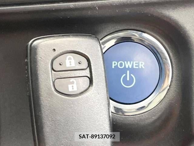 Toyota AQUA 2017-10 291897-4