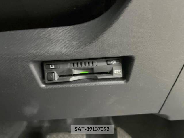 Toyota AQUA 2017-10 291897-6