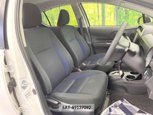 Toyota AQUA 2017-10 291897-8