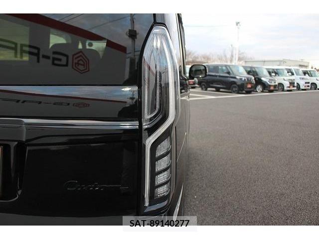 Honda N BOX CUSTOM 2022-03 223929-6