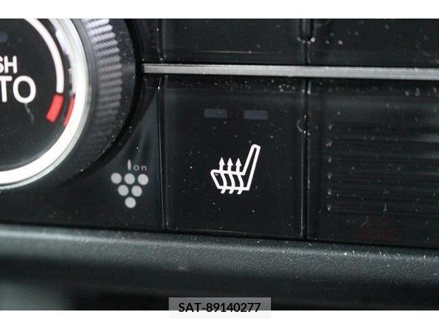 Honda N BOX CUSTOM 2022-03 223929-17