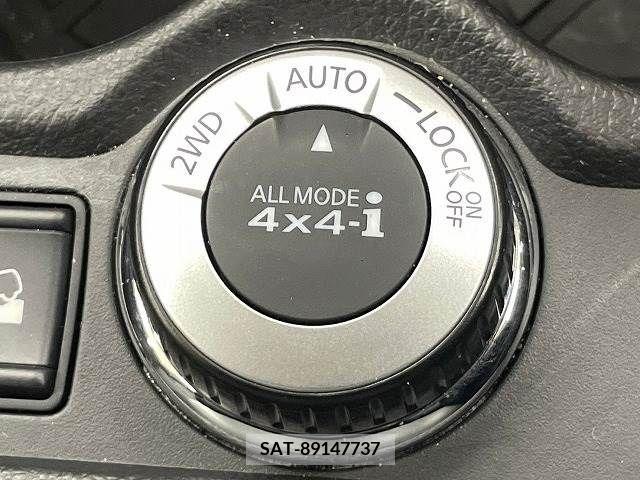 Nissan X-TRAIL 2017-05 351293-15