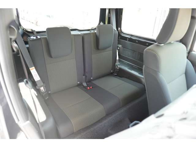 Suzuki JIMNY 2023-04 11964-6