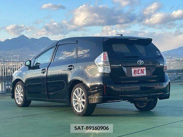 Toyota PRIUS ALPHA 2012-03 254058-8