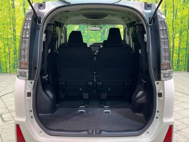 Toyota VOXY 2015-07 194660-11