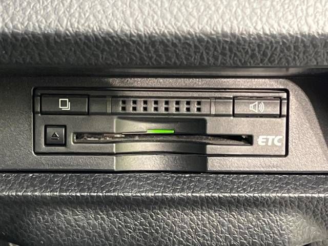 Toyota VOXY 2015-07 194660-6