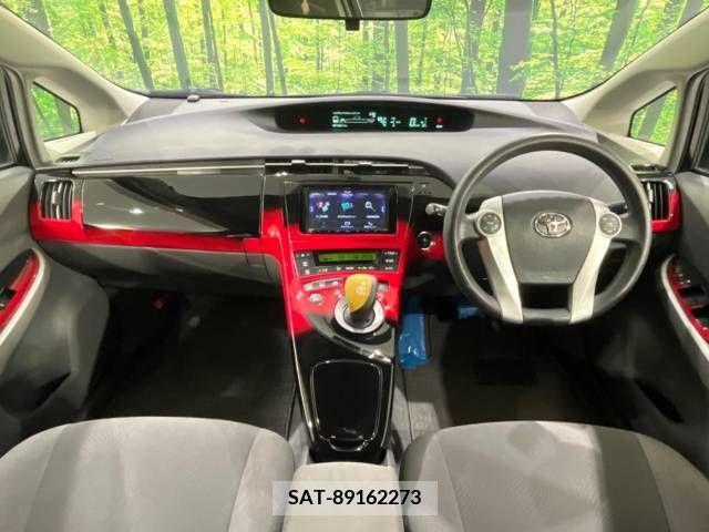 Toyota PRIUS 2011-11 366509-1