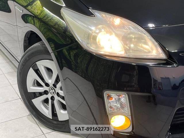 Toyota PRIUS 2011-11 366509-12
