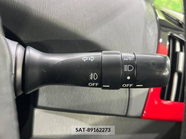 Toyota PRIUS 2011-11 366509-5