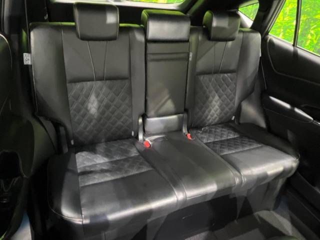 Toyota HARRIER 2018-02 13061-12