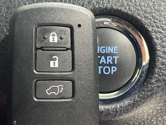 Toyota HARRIER 2018-02 13061-7