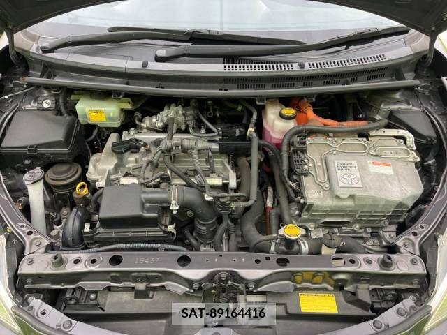 Toyota AQUA 2012-02 313935-17