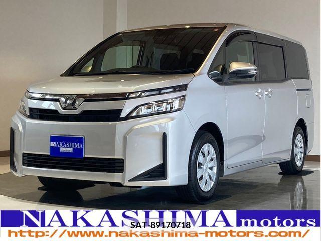 Toyota VOXY 2018-06 321561-0