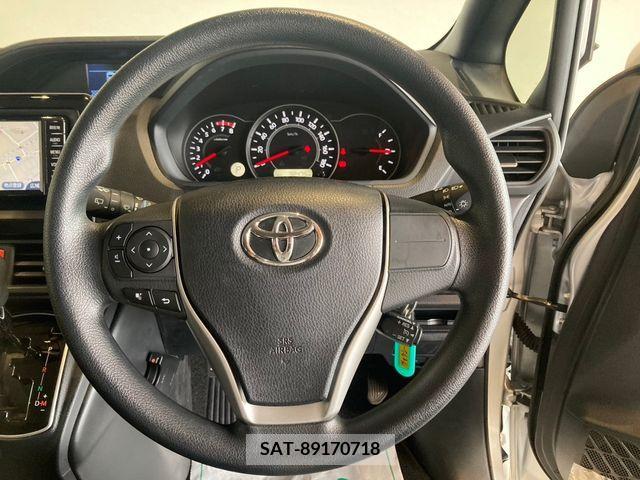 Toyota VOXY 2018-06 321561-16