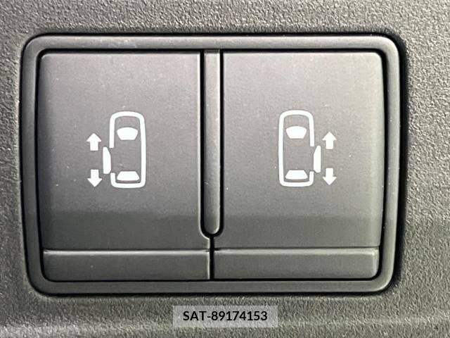 Nissan SERENA 2019-01 284133-6