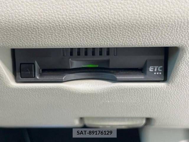 Toyota PASSO 2017-12 365978-4