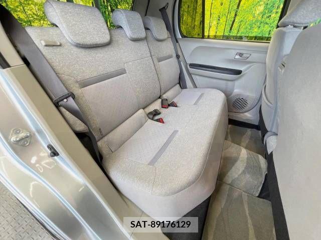 Toyota PASSO 2017-12 365978-9