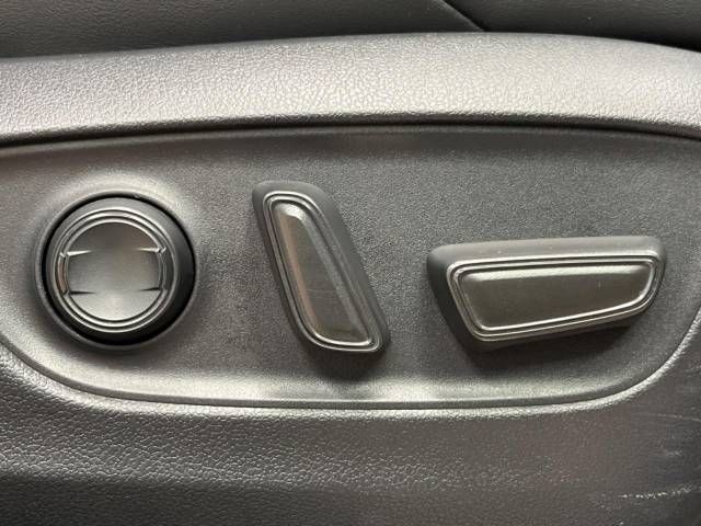 Toyota HARRIER HYBRID 2021-11 189008-9