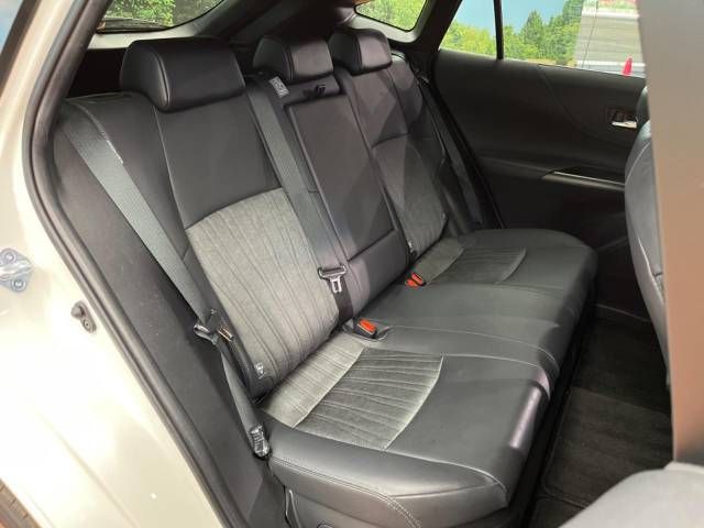 Toyota HARRIER HYBRID 2021-11 189008-12