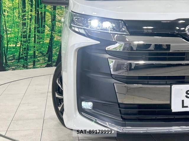 Toyota NOAH 2022-04 325904-12