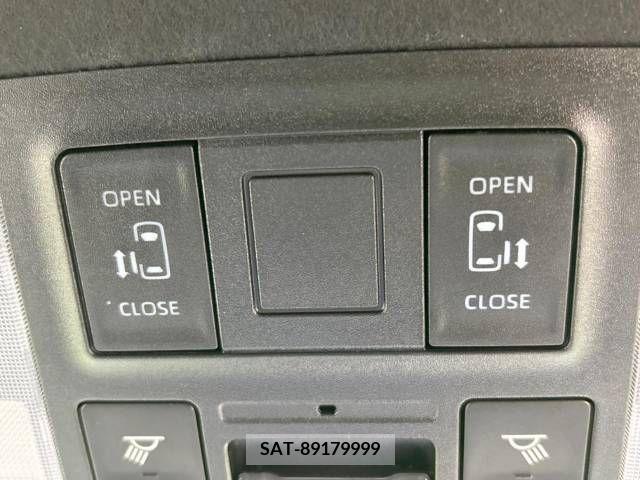 Toyota NOAH 2022-04 325904-5