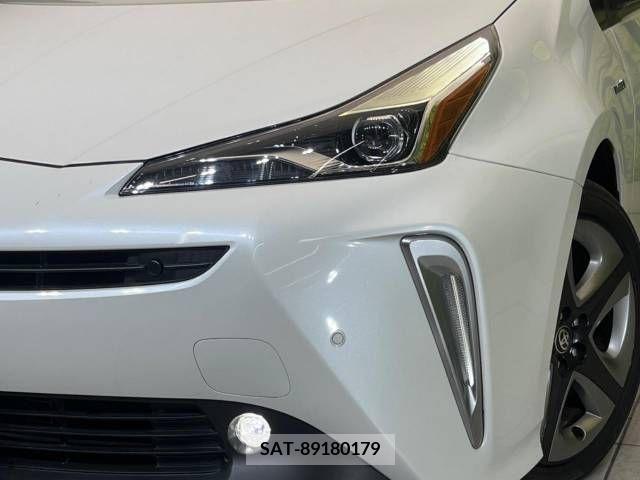 Toyota PRIUS 2019-06 225854-10