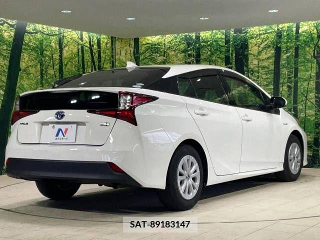 Toyota PRIUS 2019-10 282283-18