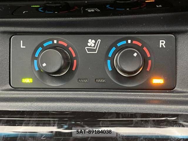 Toyota ALPHARD 2022-10 209311-7