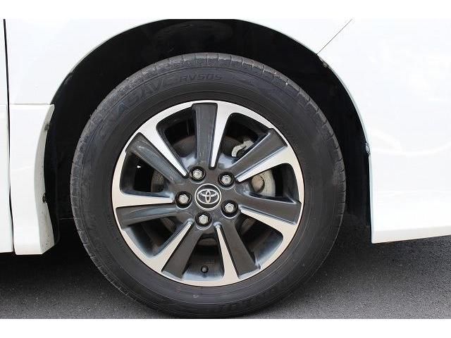 Toyota NOAH 2017-08 8355-12
