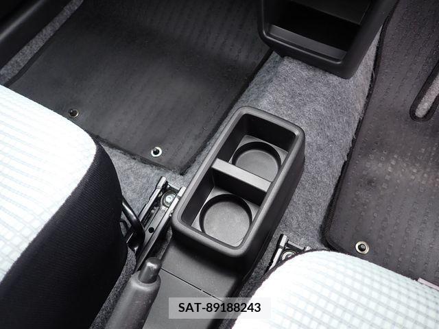 Suzuki ALTO 2017-01 305049-9