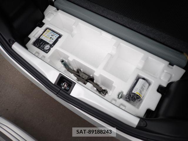 Suzuki ALTO 2017-01 305049-22