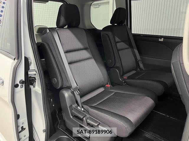 Nissan SERENA 2018-09 284131-8