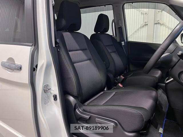 Nissan SERENA 2018-09 284131-7
