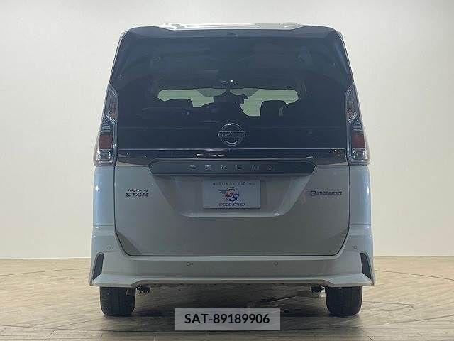 Nissan SERENA 2018-09 284131-12
