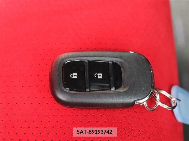 Honda CIVIC 2023-07 341829-18