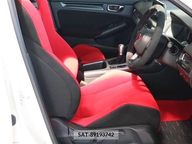 Honda CIVIC 2023-07 341829-17